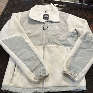The North Face White and Grey Fleece Jacket M